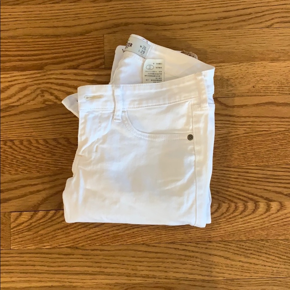 Clothes - Picture 5 of 5